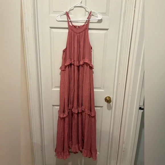 Listicle Pink Layered Maxi Dress - Picture 3 of 5